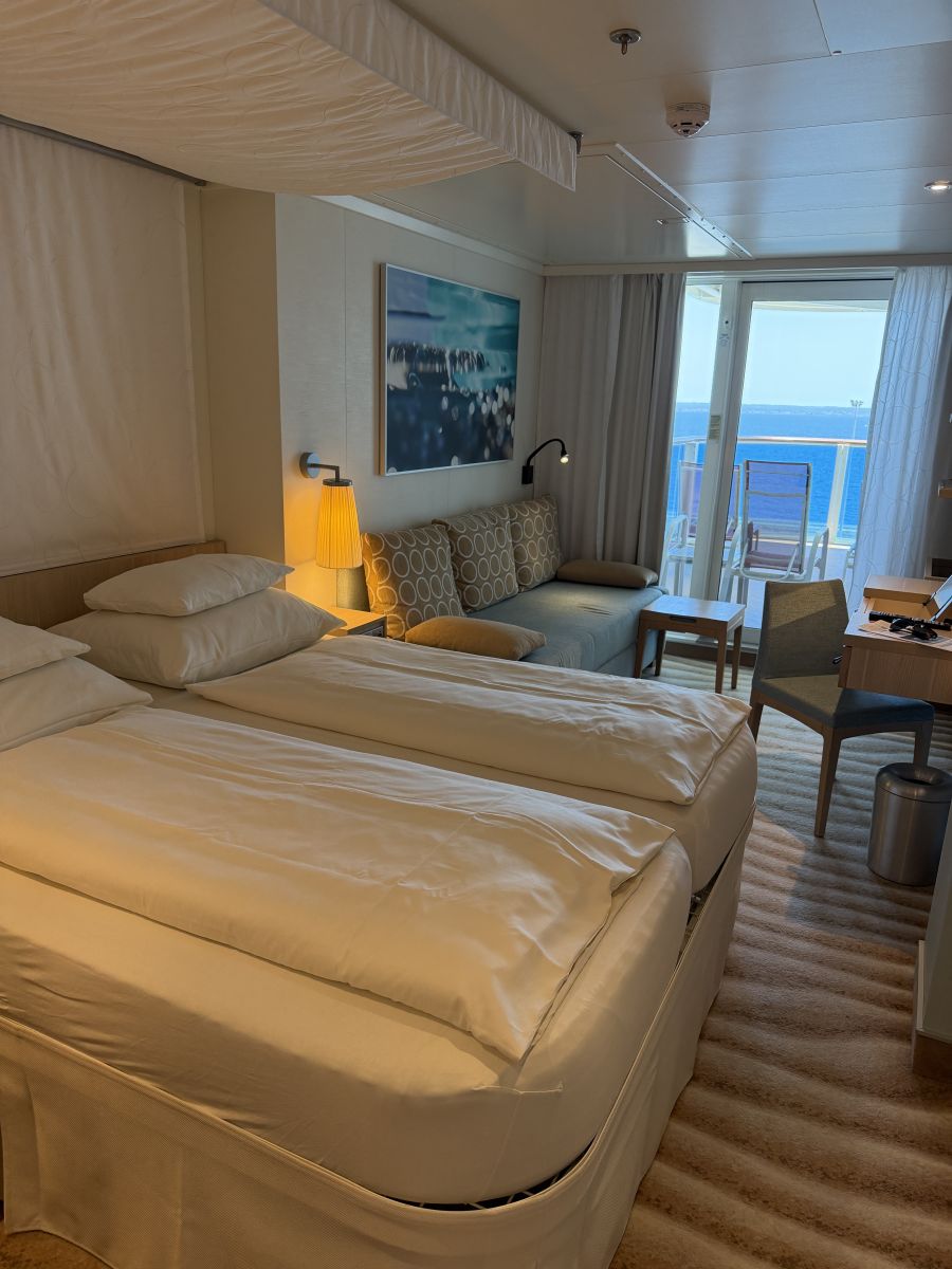 Kabinenfoto - auf AIDAcosma - Balkonkabine - Nummer 14074 - Kreuzfahrt Mittelmeer - 2026