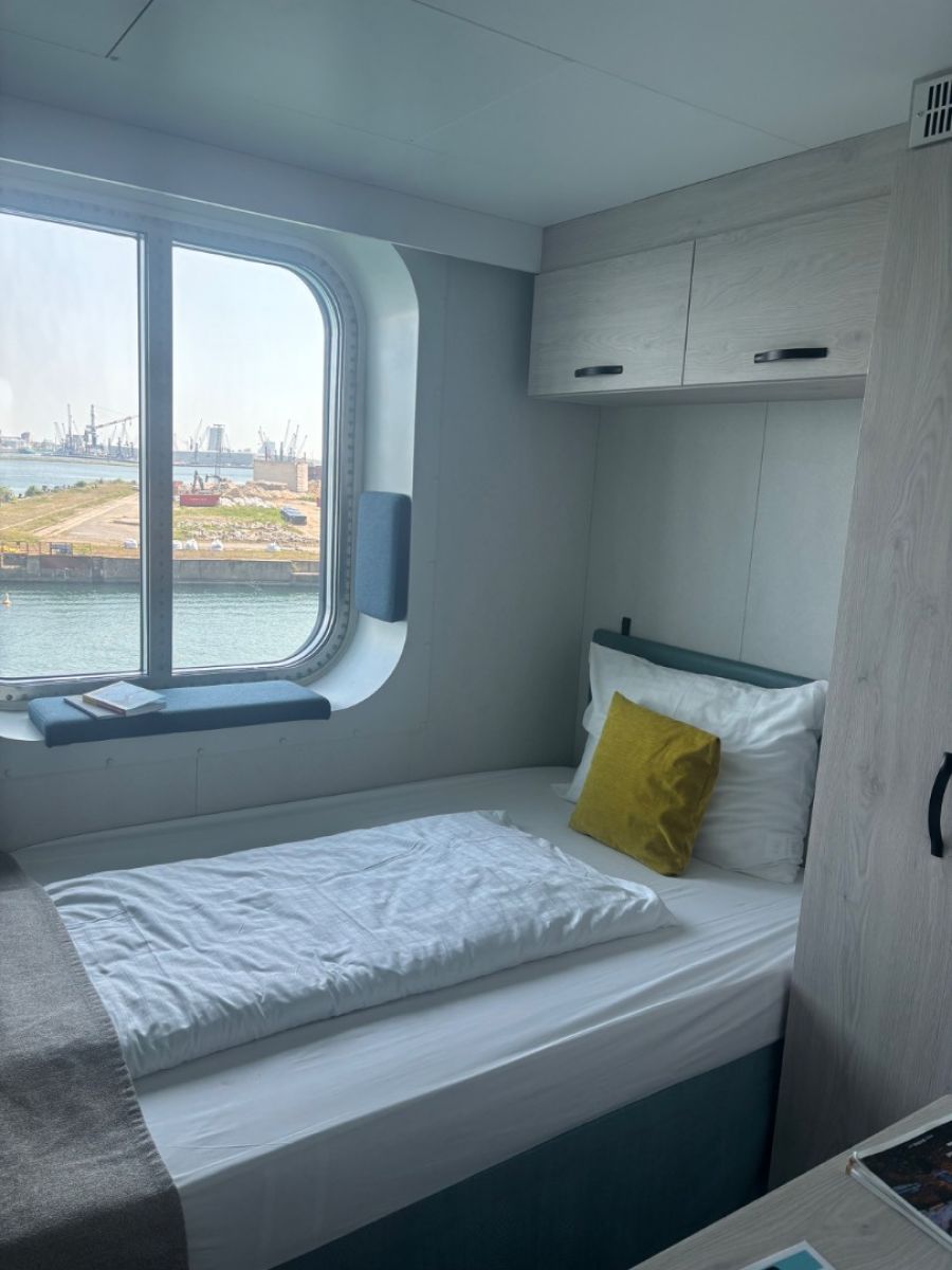 Kabinenfoto - auf Mein Schiff 7 - Meerblickkabine - Nummer 4001 - Kreuzfahrt Ostsee - 2026